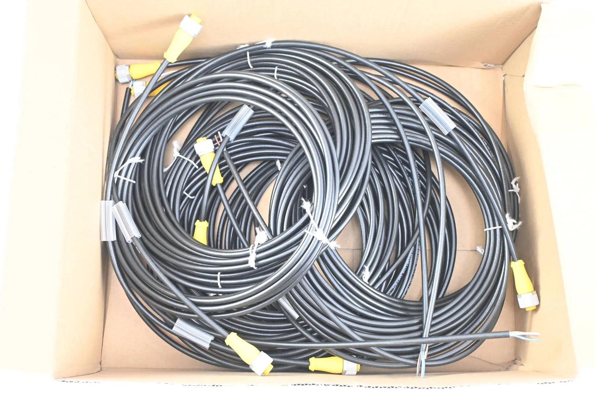 Produktfoto 1 von Murr Elektronik 10 Stück Sensor-Aktor-Anschlussleitung 7357-12221-6540500