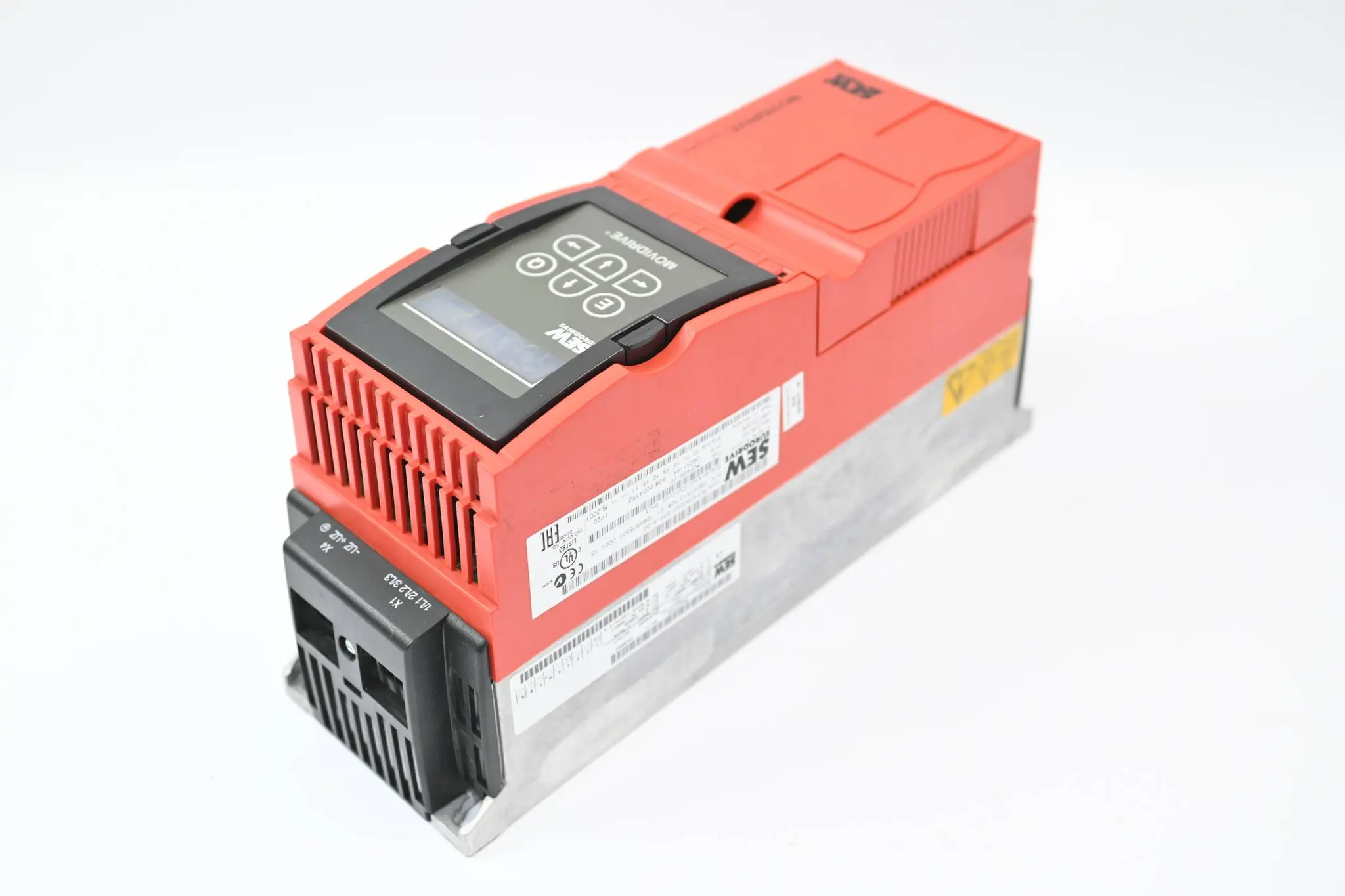 Produktfoto 1 von SEW Umrichter MCF40A0040-5A3-4-00 + MDX60A0040-5A3-4-00 + DBG11B-08