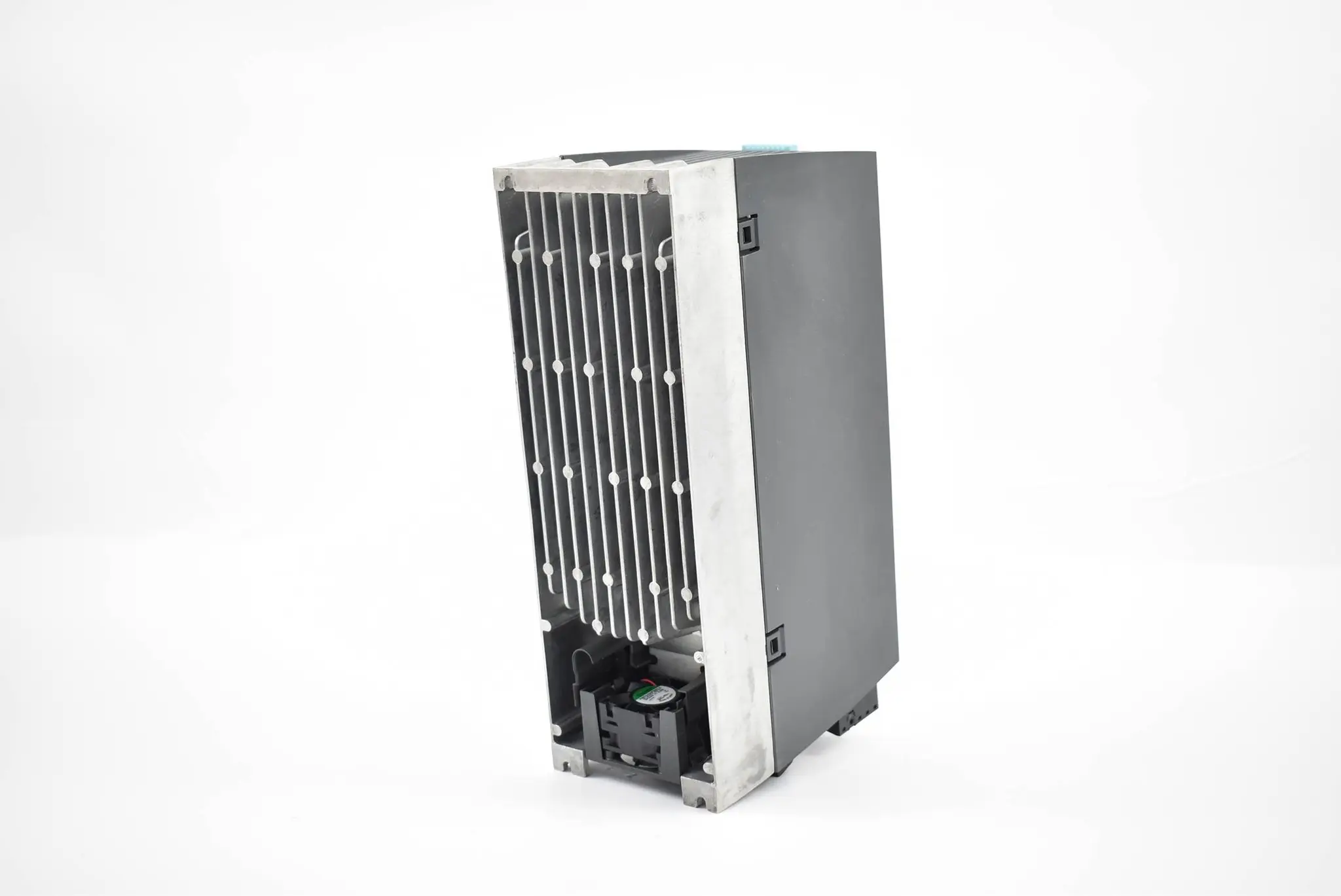 Produktfoto 1 von Siemens Sinamics PM240-2 6SL3210-1PE21-8AL0 ( 6SL3 210-1PE21-8AL0 ) E.05