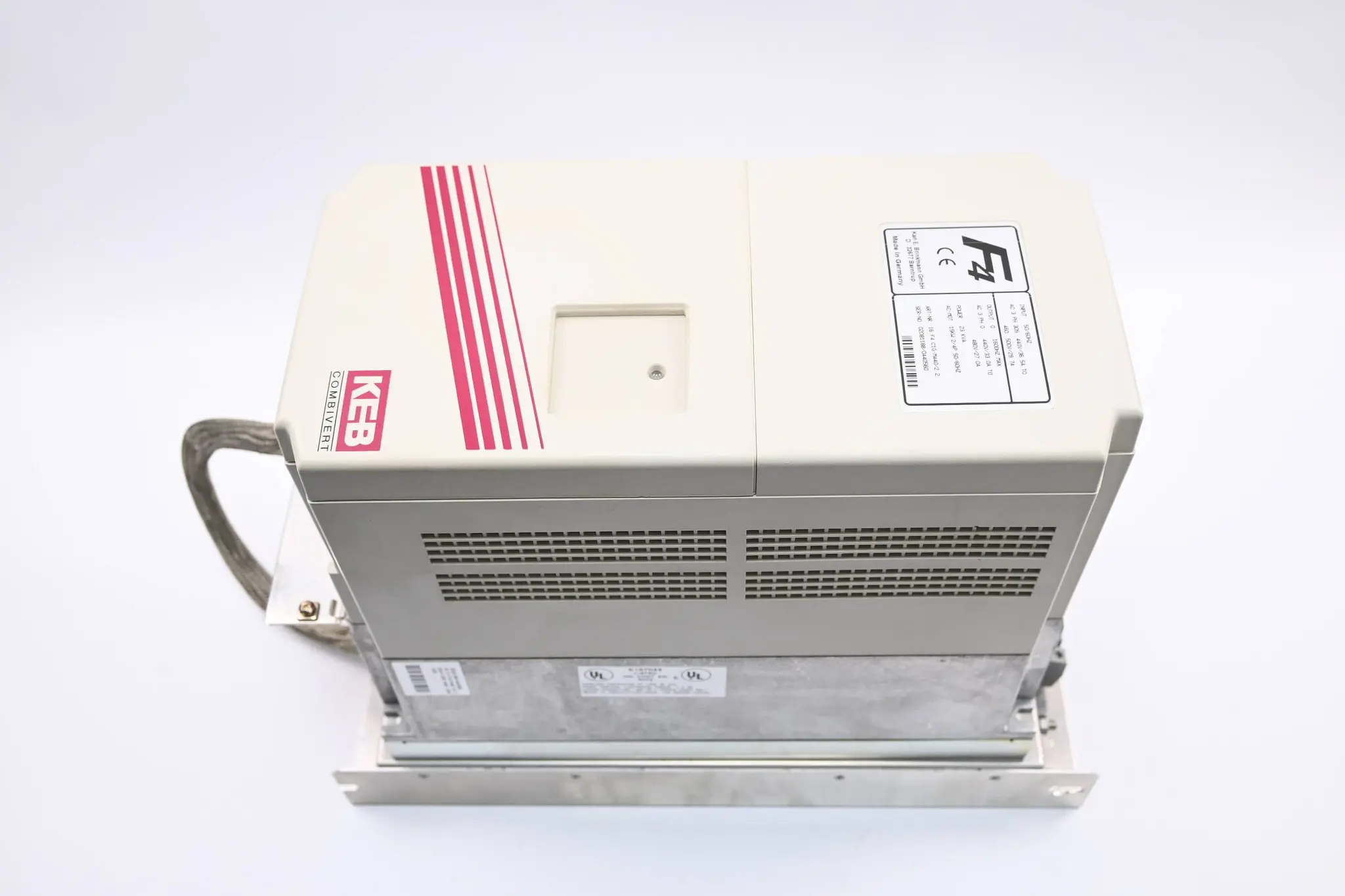 Produktfoto 1 von KEB Combivert Frequenzumrichter 16F4C1G-M440 ( 16.F4.C1G-M440 )