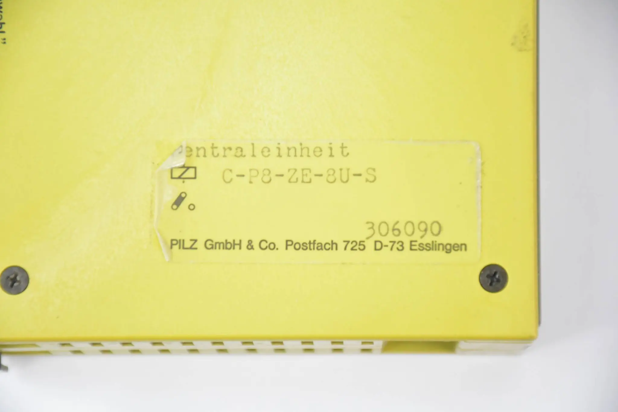 Produktfoto 1 von Pilz Zentraleinheit C-P8-ZE-8U-S ( 306090 )