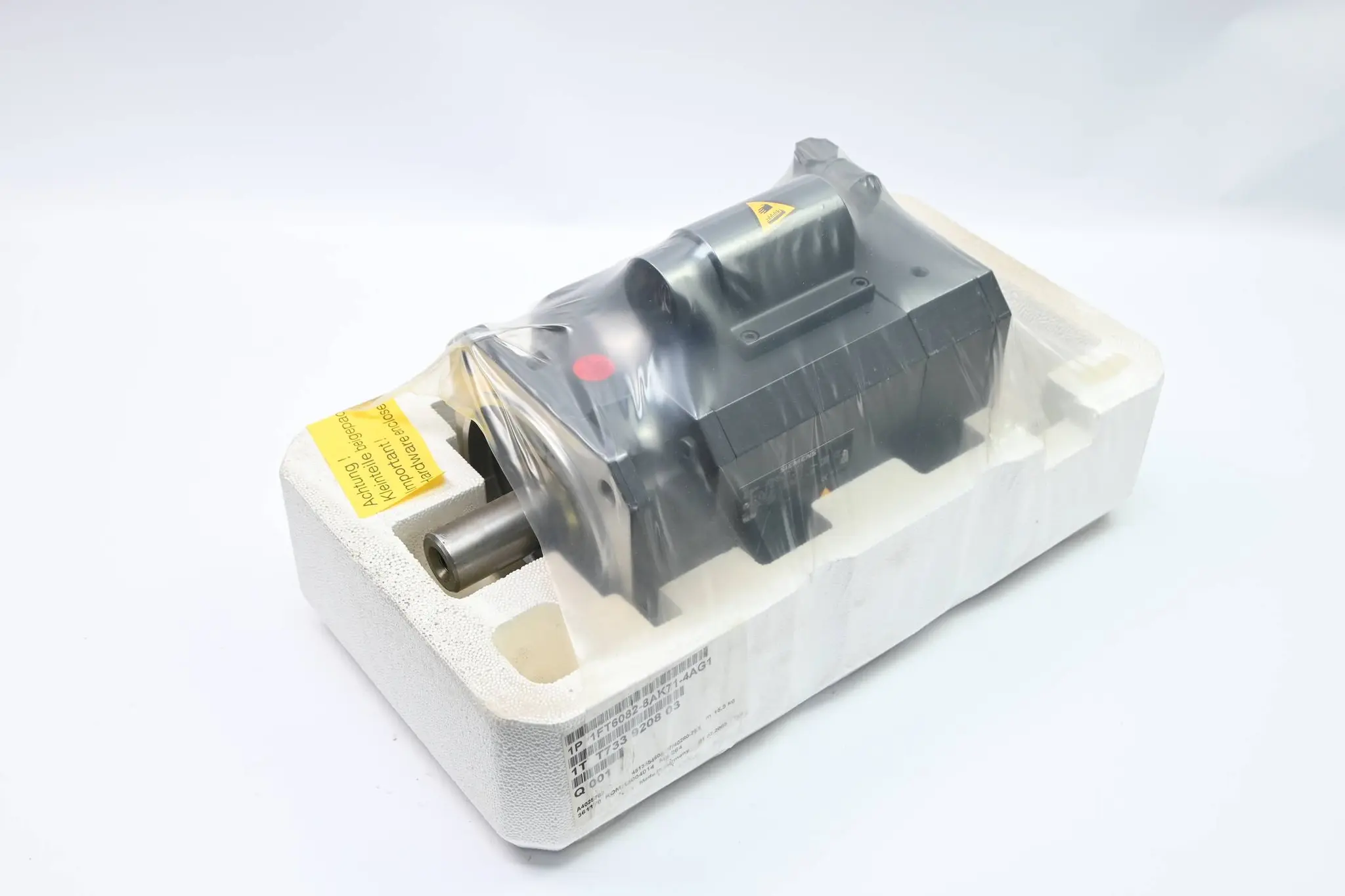 Produktfoto 1 von Siemens Simotics S Synchronservomotor 1FT6082-8AK71-4AG1 ( 1FT6 082-8AK71-4AG1 )