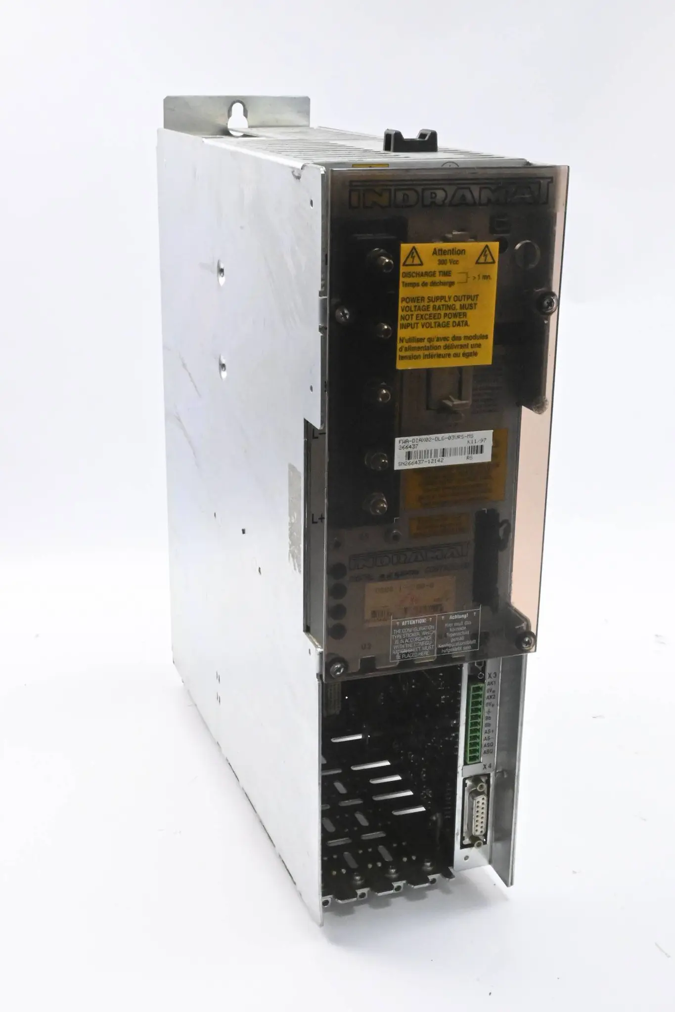 Produktfoto 1 von Indramat A.C. Servo Controller DDS02.1-W100-D FWA-DIAX02-DLG-03VRS-MS ( 266437 )