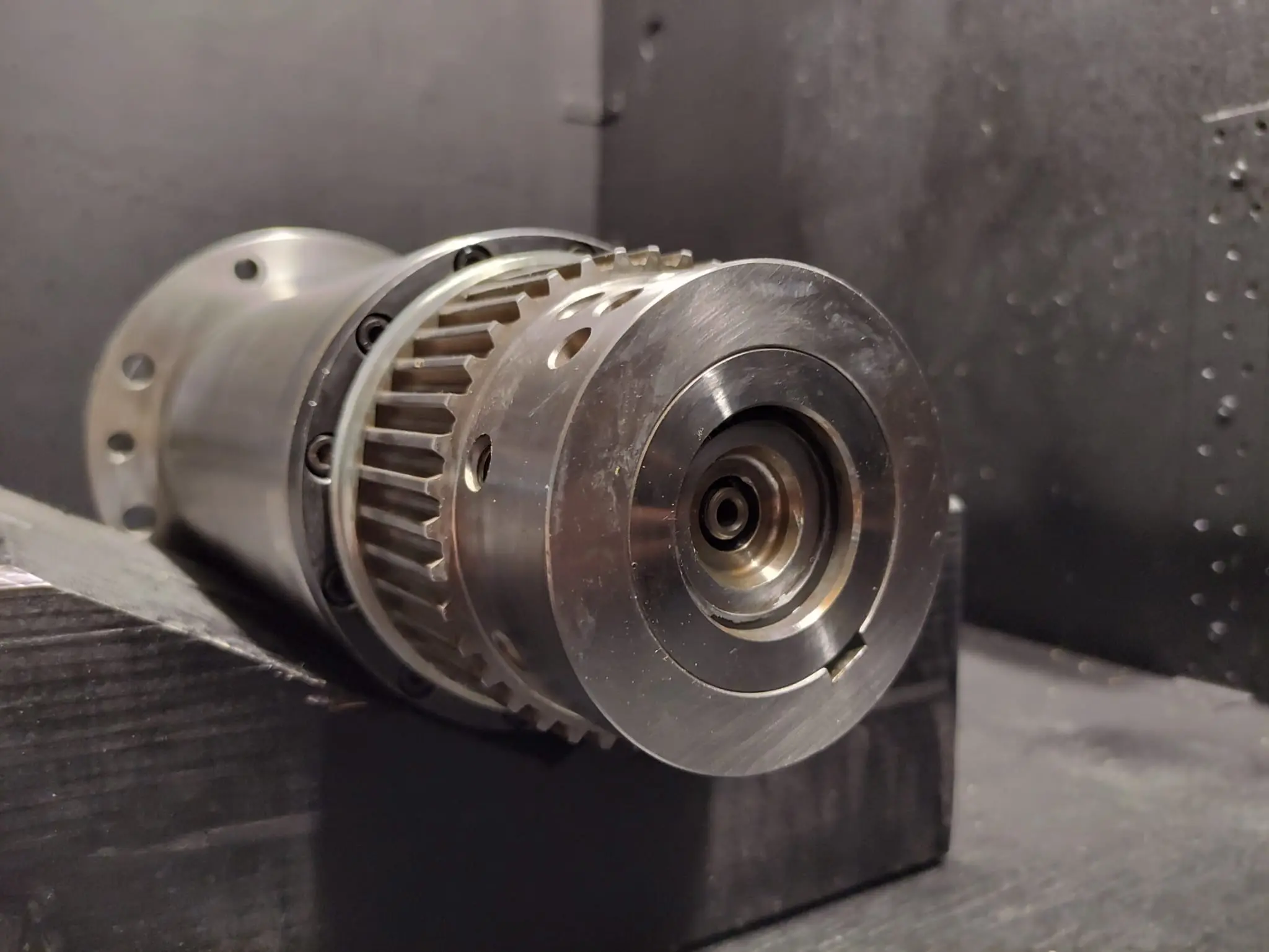 Spindel DMC63/103V