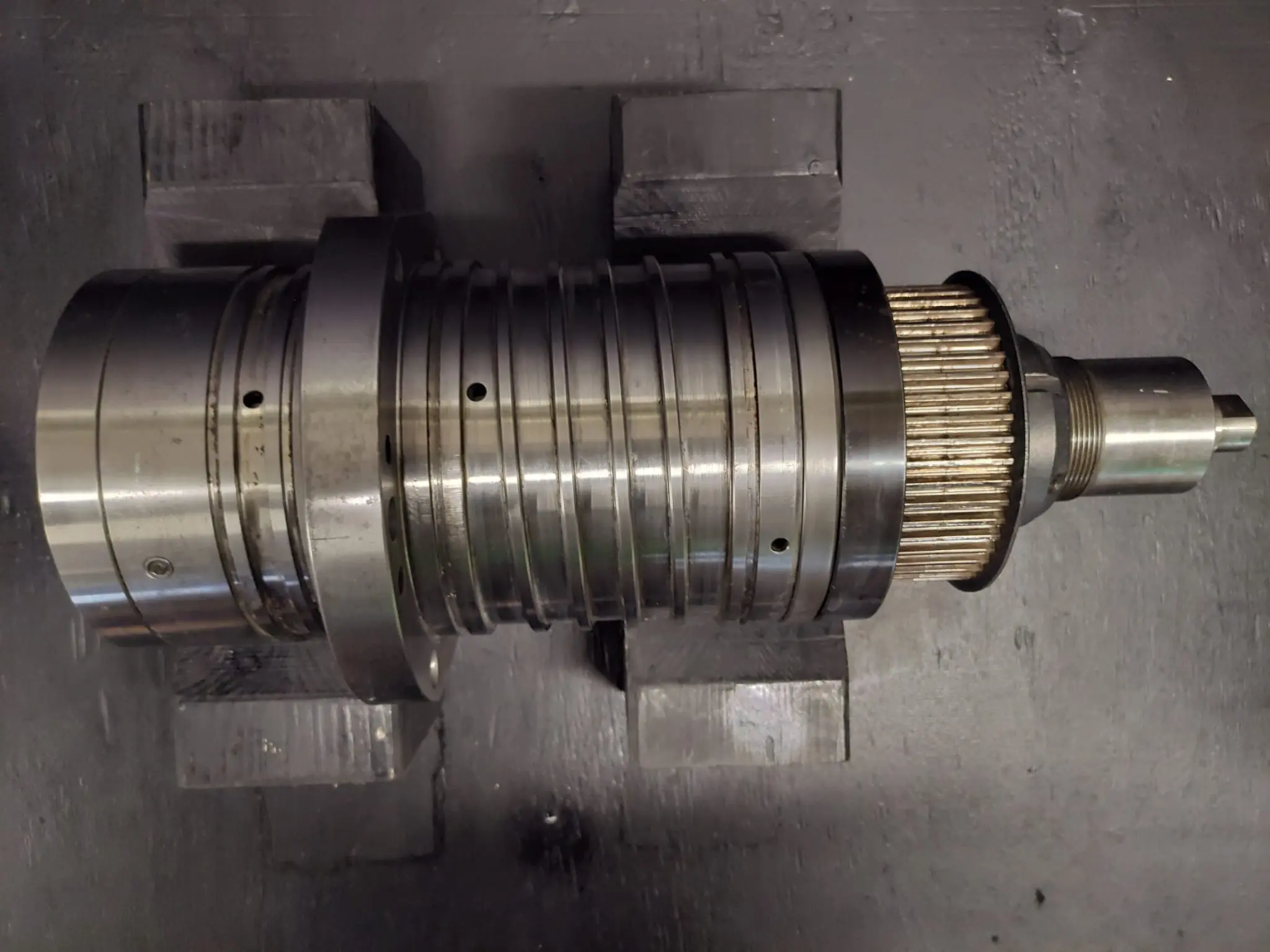 Produktfoto 1 von Spindel Hurco VMX24/30/40 SK-40