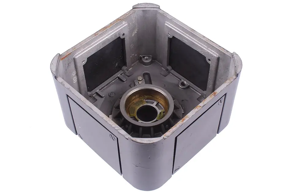 1HU3102-0AH01-0229-Z BACK COVER