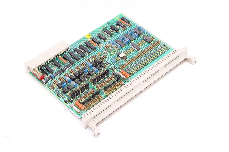 Produktfoto 1 von 6ES5482-3BA11