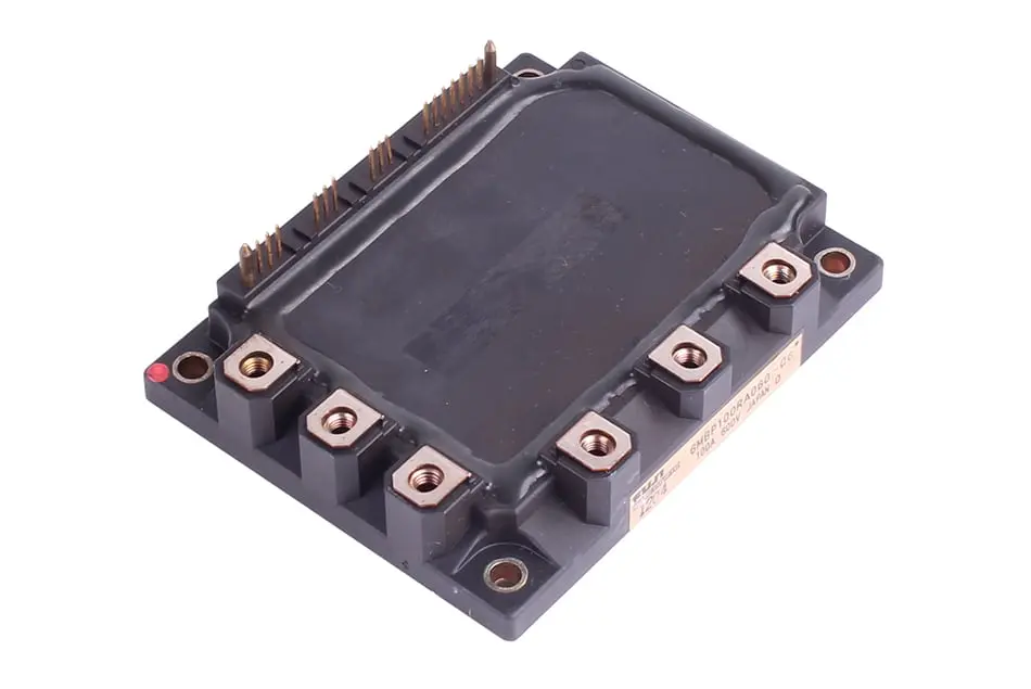 Produktfoto 1 von 6MBP100RA060-06