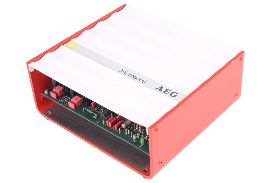 Produktfoto 1 von MICROSEMI 220(380)/15
