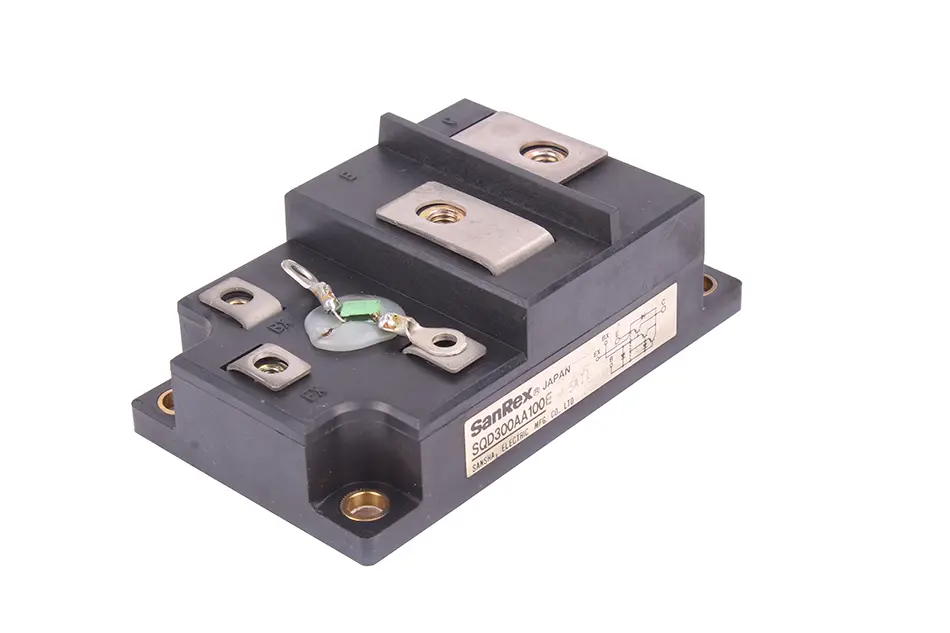 Produktfoto 1 von SQD300AA100EE