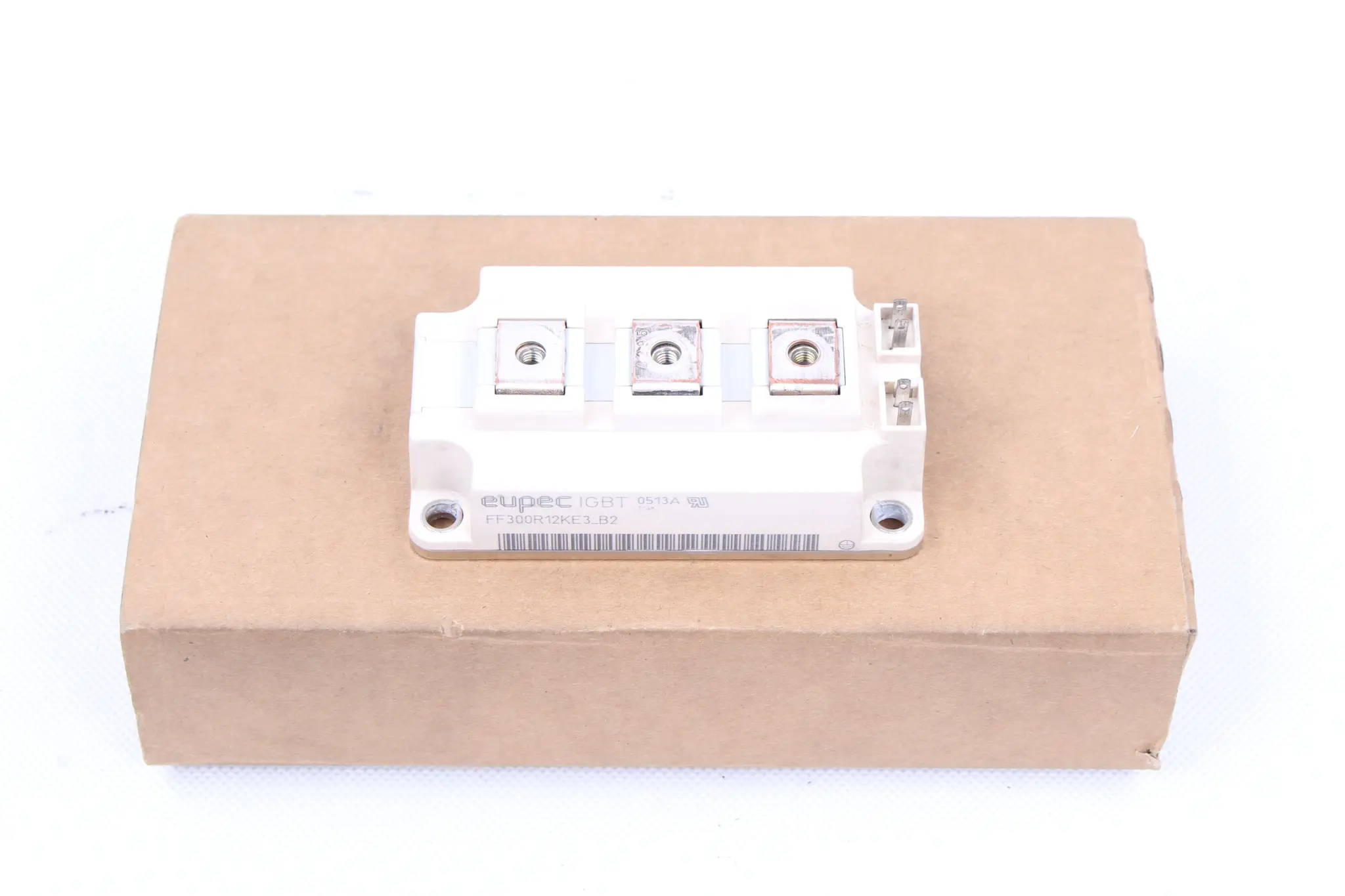 Produktfoto 1 von FF300R12KE3_B2