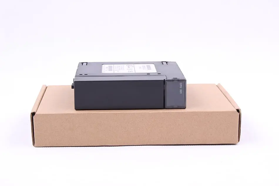 Produktfoto 1 von IC693CPU331-CE
