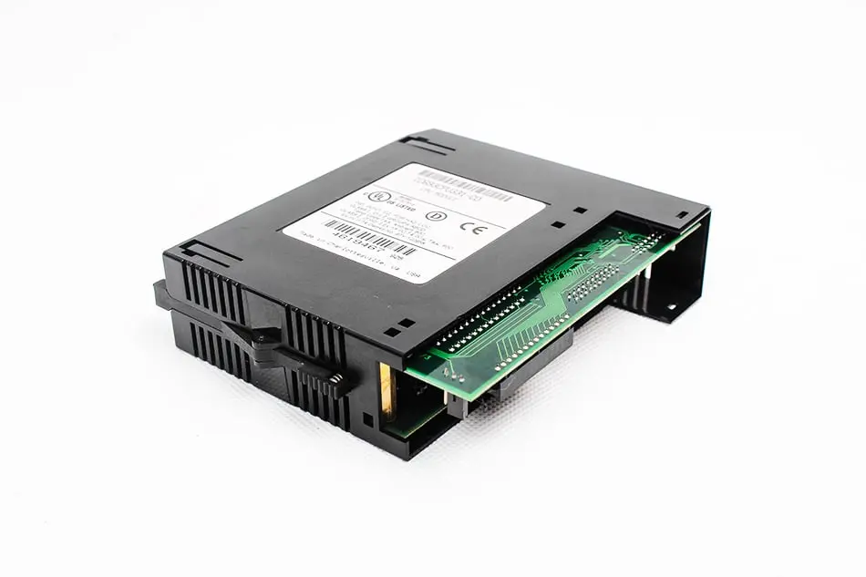 Produktfoto 1 von IC693CPU331-CD