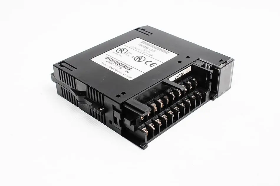 Produktfoto 1 von IC693MDL742D