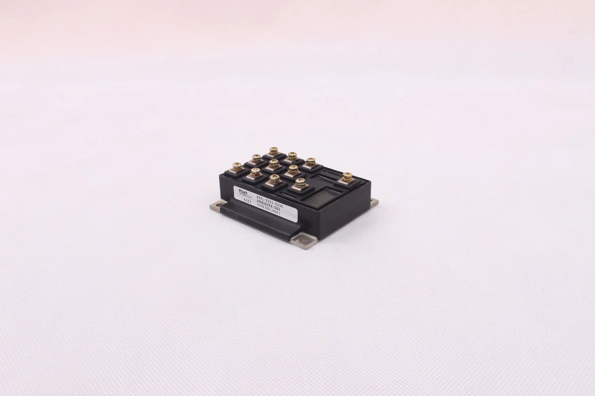Produktfoto 1 von A50L-0001-0230 6MBI60FA-060