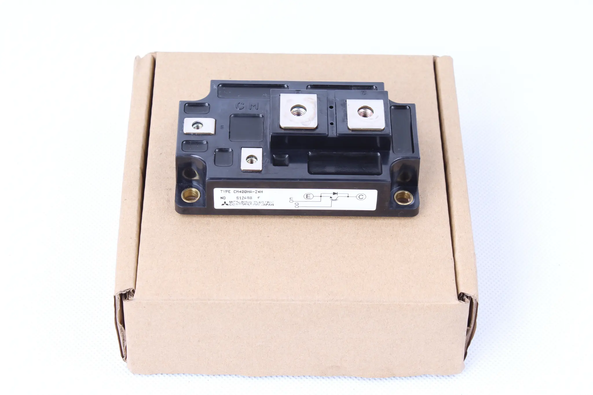 Produktfoto 1 von CM400HA-24H