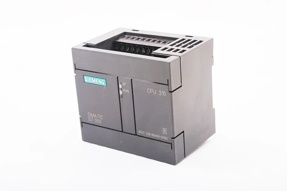 Produktfoto 1 von 6ES7210-0BA00-0XB0