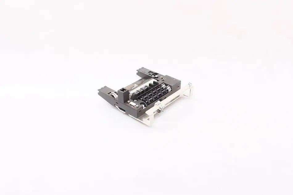 Produktfoto 1 von 6ES7193-0CD40-0XA0