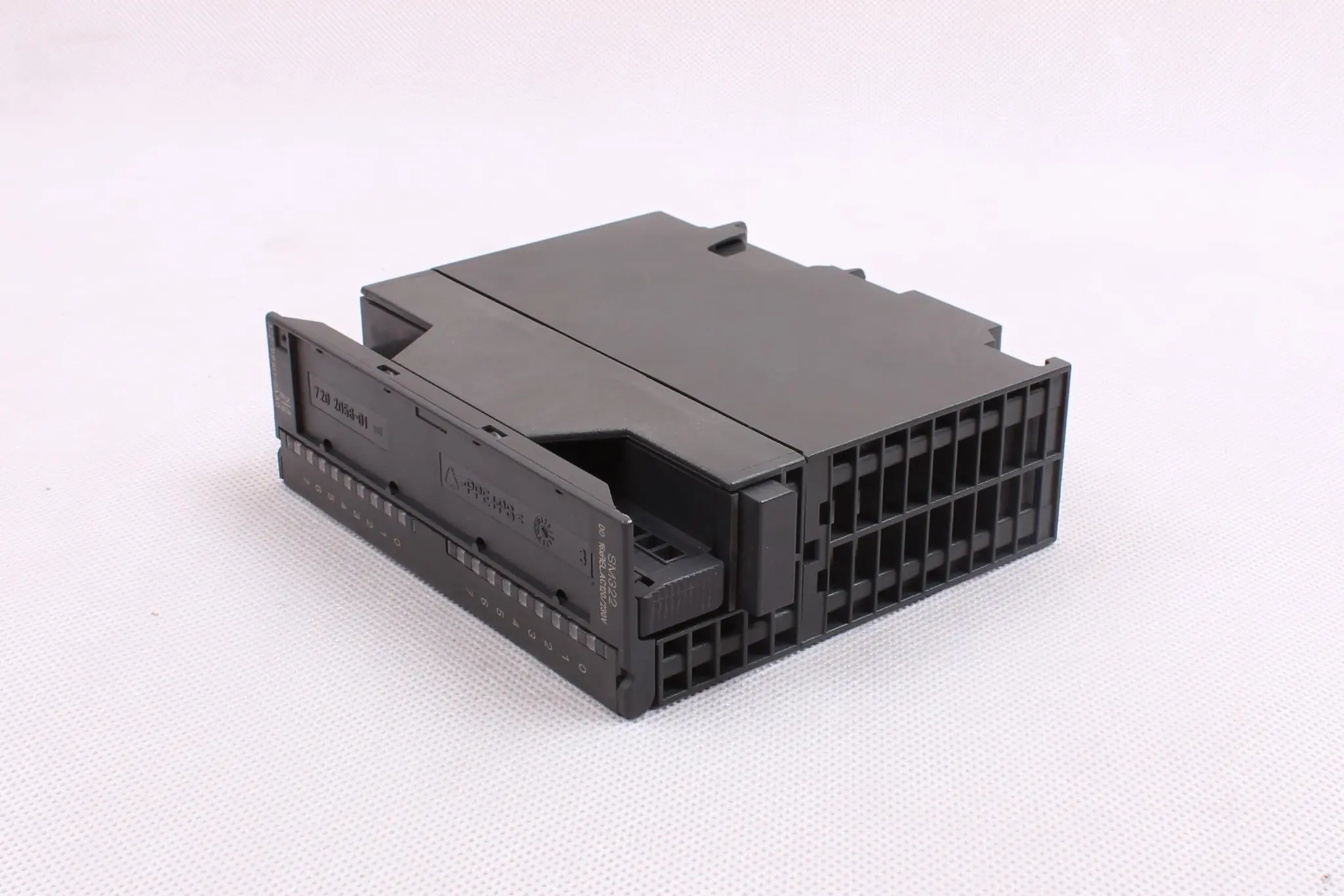 Produktfoto 1 von 6ES7322-1HH01-0AA0