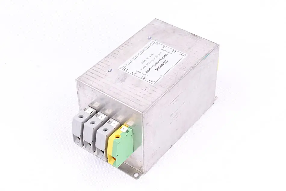 Produktfoto 1 von 6SE7027-2ES87-0FB0