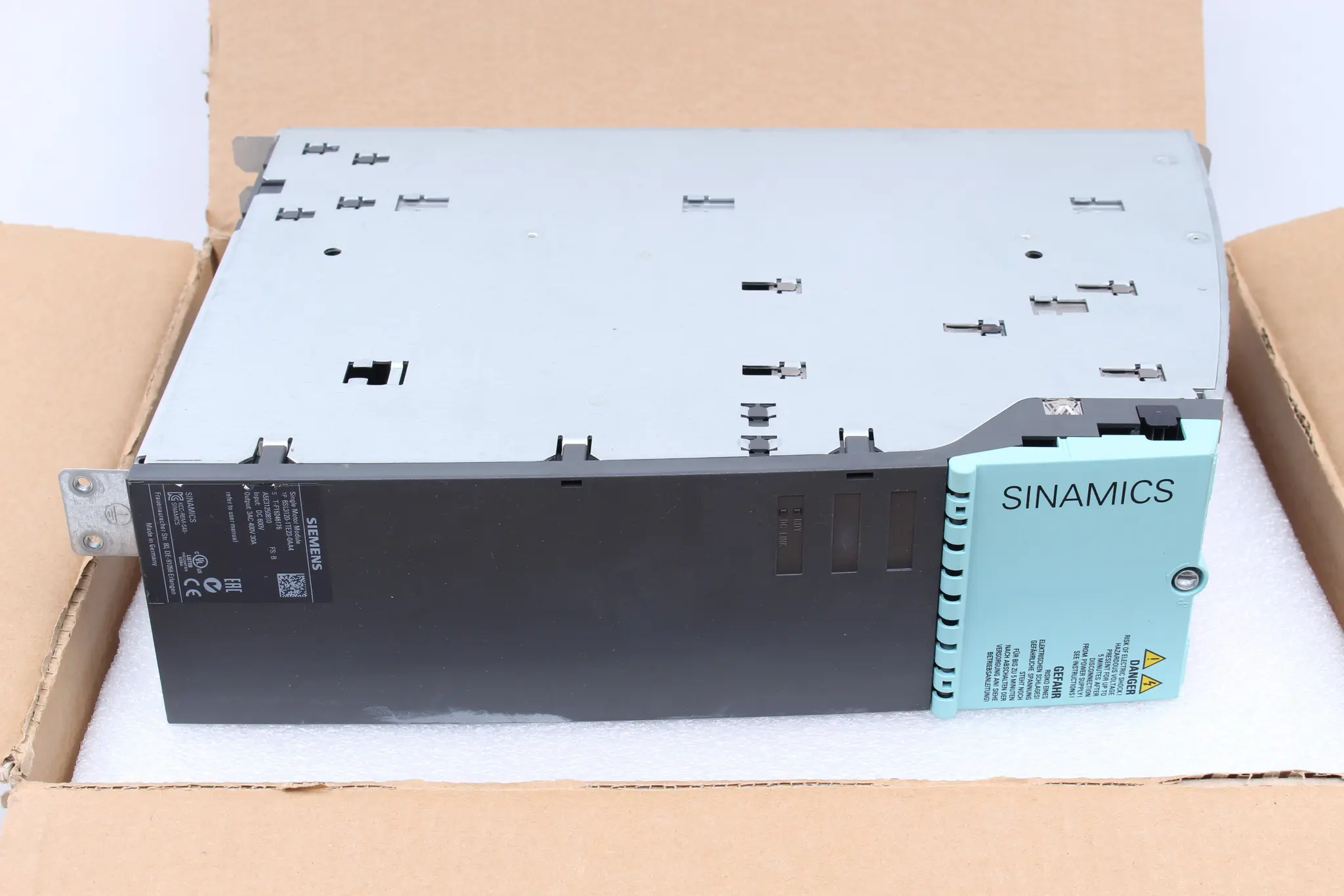 Produktfoto 1 von 6SL3120-1TE23-0AA4