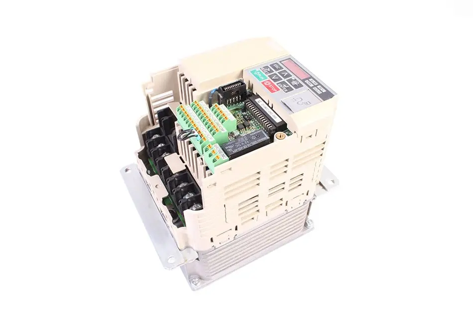 Produktfoto 1 von CIMR-VC4A0007BAA