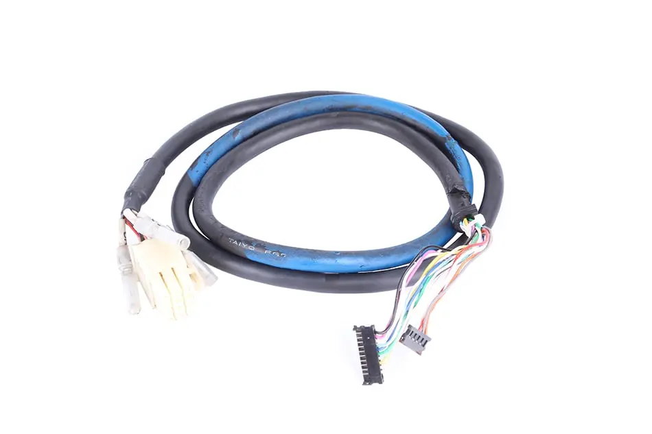 Produktfoto 1 von SGMP-15AWYR12 CABLE