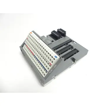 Produktfoto 1 von ABB DC501-CS31-AD Digital/Analog In./Out. Moudule 1SAP800400R0010 A4