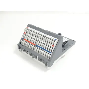 Produktfoto 1 von ABB TU504 S500 Terminal Module 1SVP426372R1000 32DIO 32 x 24V DC