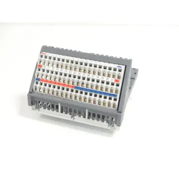 Produktfoto 1 von ABB TU504 S500 Terminal Module 1SVP426372R1000 32x24V DC SN 1321