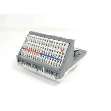 ABB TU504 S500 Terminal Module 1SVP426372R1000 32x24V DC SN 73984