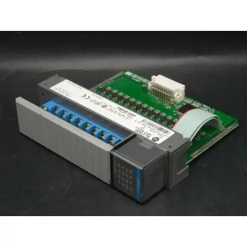 Produktfoto 1 von Allen Bradley CAT 1746-IV16 SLC500 Input Module 459020