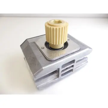 Bosch 3 842 518 043 Bandantrieb mit verzahntem Wellenvorsatz