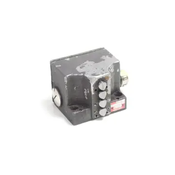 Produktfoto 1 von Balluff BNS 113-B4-D12-61-A-10-02-025 Reihengrenztaster