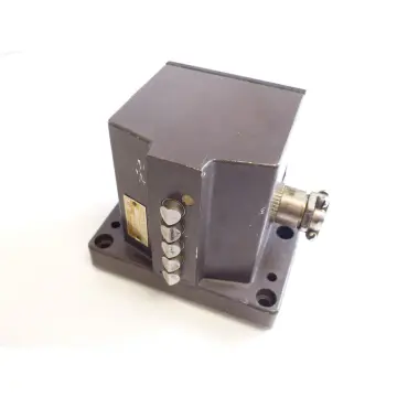 Produktfoto 1 von Balluff BNS 519 D5 D12-100-11 Reihenpositionsschalter 8911