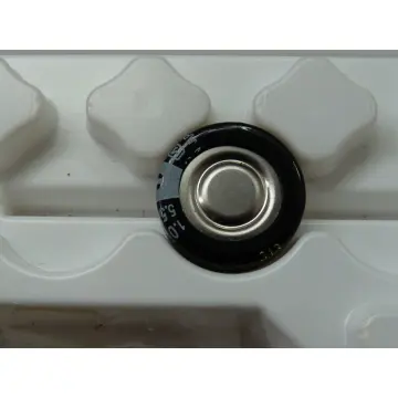 Produktfoto 1 von Gold Kondensator NF 1 , 0 F 5 , 5 V RM 5 , 0 21 , 5 x 8 , 0 ungebraucht