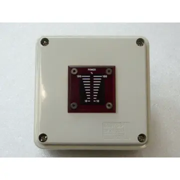 Produktfoto 1 von Gewiss GW 44 204 Gehäuse mit Anzeige " Power " Gehäuse nach IP 56 mit Anschluß hinten mittig Maße 100 x 100 x 55 mm