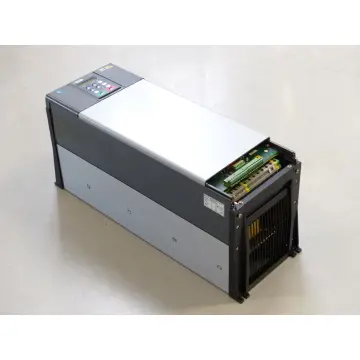 Produktfoto 1 von Eurotherm 584SV / 0300/400/0011/GR/000/0000/00/000/000 SN:18242001001021