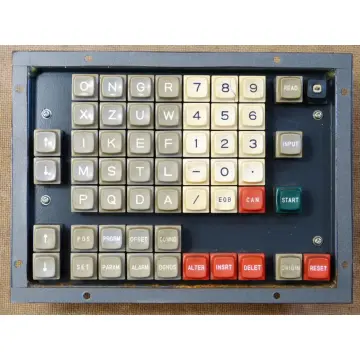 Produktfoto 1 von Fanuc A20B-0007-0440/03 Keyboard mit A20B-0007-0030/02A CRT Display Board