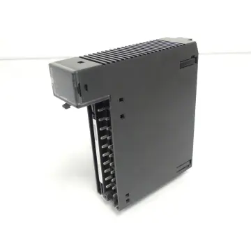 Produktfoto 1 von Fanuc IC693MDL645F Input Modul 24VDC 16PT 9400478 345 + 1x Halterung gebrochen