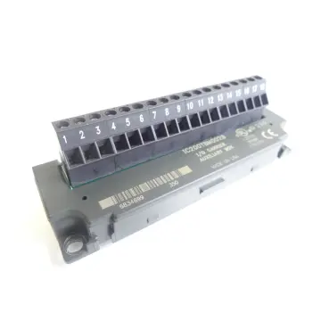 Produktfoto 1 von Fanuc IC200TBM002B I/0 Trägerhilfsbox Seriennummer: 6834699