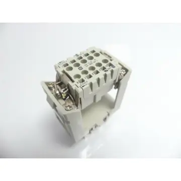 Produktfoto 1 von Harting Han 10 ES - M 16A 500V~ 6kV Buchseneinsatz + Halterung