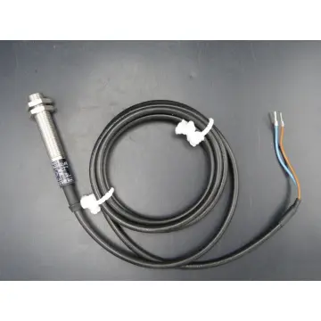 Produktfoto 1 von ifm efector IFA2002-ABOW Induktiver Sensor > ungebraucht! <