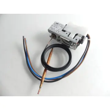 Produktfoto 1 von Jumo ATH-SE-70 Temperaturregler 68.266-F04 Max 140-4 °C AC 10(2) 230 SN: 868841