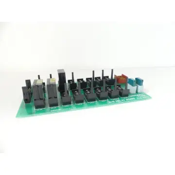 Produktfoto 1 von Omron 0208786-8A Platine + 13x Omron P2R-05 + 3x Omron G3RD-X02SN