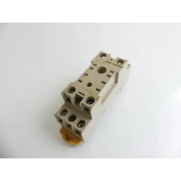 Produktfoto 1 von Omron PYF-08A-N Relais
