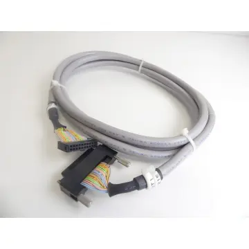 Produktfoto 1 von Omron XW2Z-200A Kabel - Länge: 1,90m - ungebraucht! -