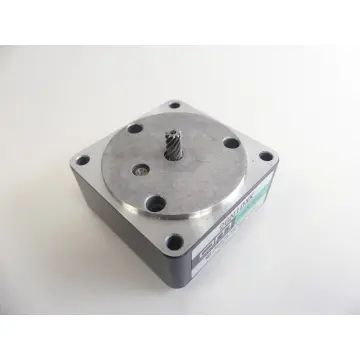 Produktfoto 1 von Oriental Motor 2GN10XK Stirnradgetriebe SN: W08 44717 - ungebraucht! -