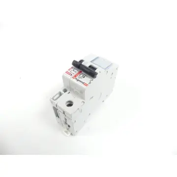 Produktfoto 1 von Legrand 063 76 C16 Leistungsschutzschalter + 073 50 Hilfschater