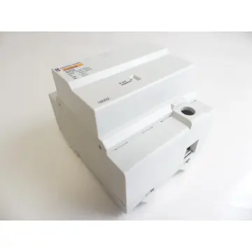 Produktfoto 1 von Merlin Gerin multi 9 STD 16602 Überspannungsableiter